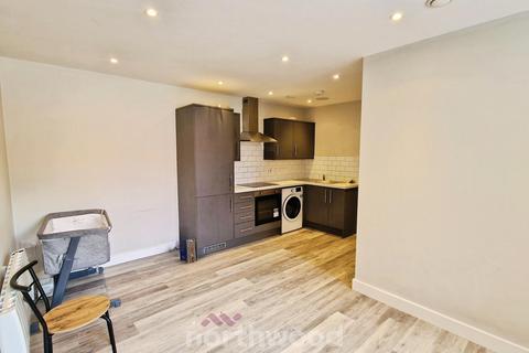 2 bedroom flat to rent, French Gate, Doncaster DN1