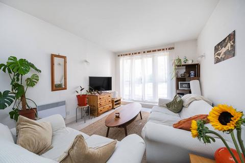 2 bedroom flat for sale, Cornell Building, Coke Street, Whitechapel, London, E1