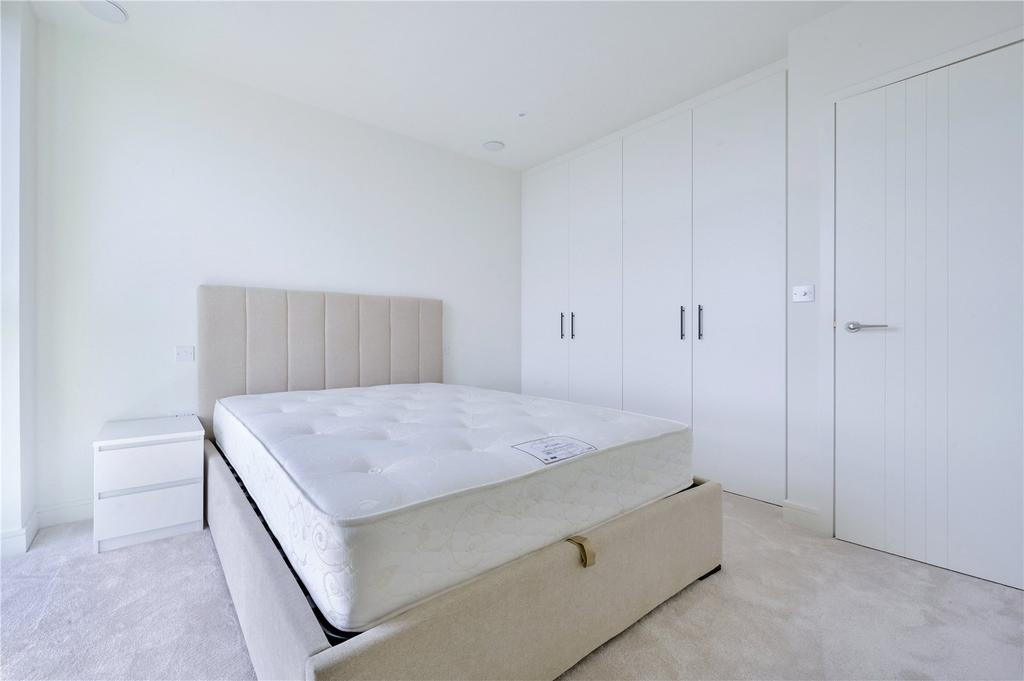 Apartment in London - More