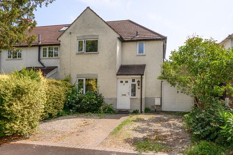 30 Toynbee Road, London, SW20 8SS
