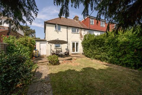 30 Toynbee Road, London, SW20 8SS
