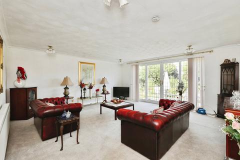 undefined, Manor Close, Sheffield S26