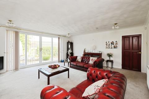 undefined, Manor Close, Sheffield S26