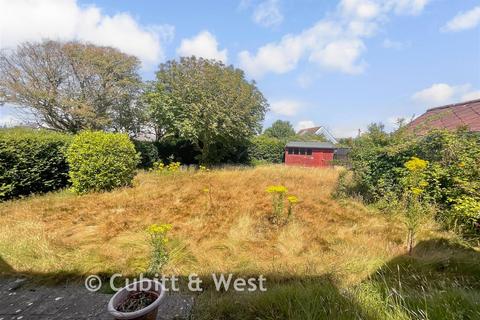 3 bedroom chalet for sale, Central Drive, Elmer, Bognor Regis, West Sussex