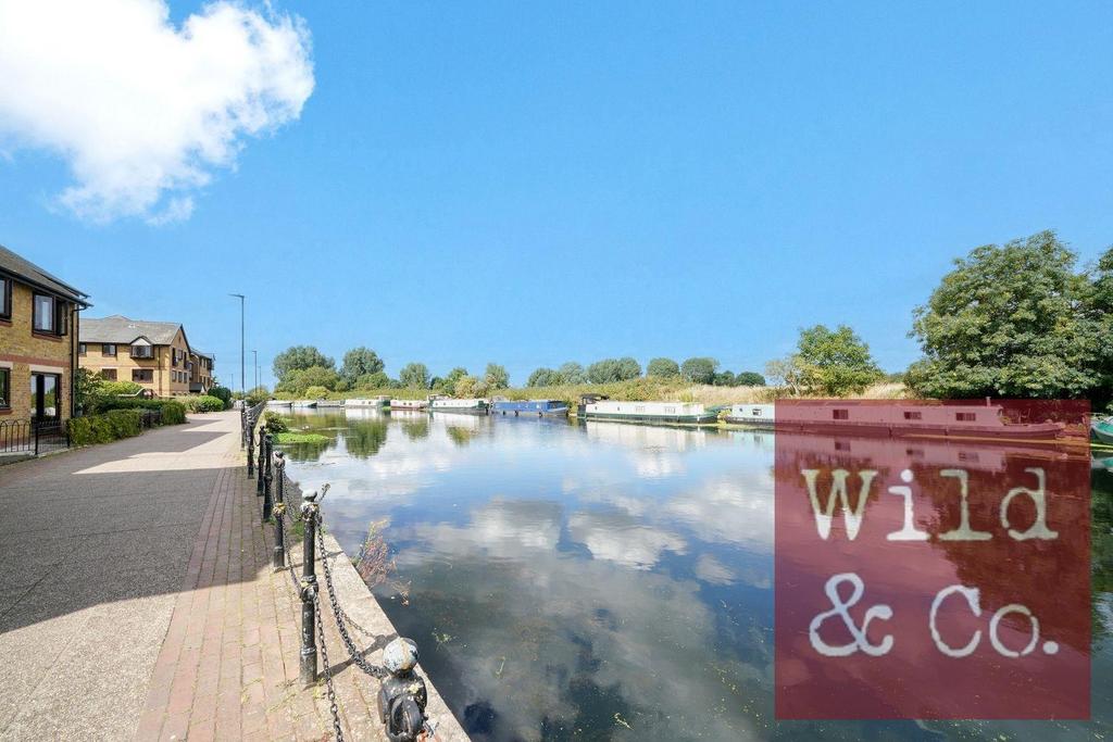 Riverside Close - XVRc Pn Bc2z BAme BFZ6e N.jpg