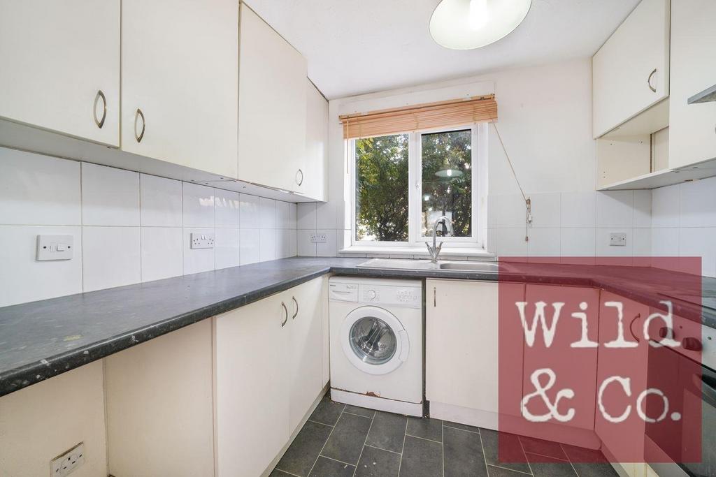 12 Riverside Close - c Tr Dg3 Kwv IWOFm9 YDx Ff.jpg