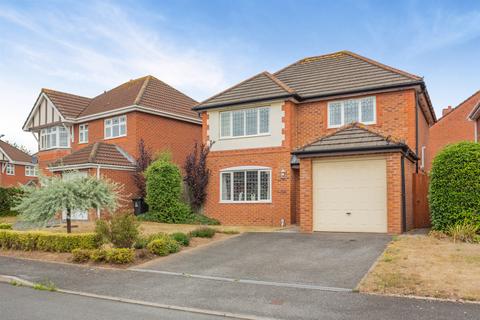 4 bedroom detached house for sale, Clos Rheidol, Caldicot