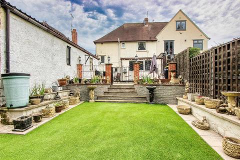 undefined, Halcyon Approach, Chesterfield S42