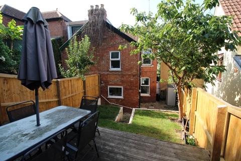 7 Ham Green, Pill, Bristol, BS20 0EY