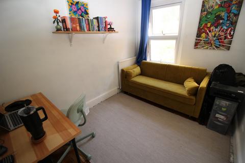 7 Ham Green, Pill, Bristol, BS20 0EY