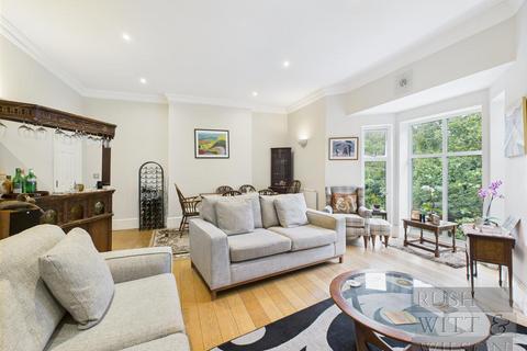 3 bedroom maisonette for sale, Stone Court, Gillsmans Hill, St. Leonards-On-Sea