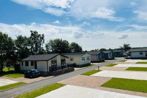 undefined, Elvington York