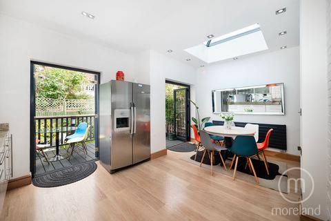 undefined, Hampstead Gardens, London NW11
