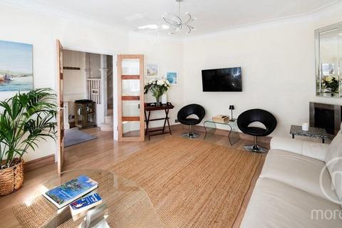 undefined, Hampstead Gardens, London NW11