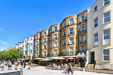 2 bedroom flat for sale, Terminus Road, Eastbourne