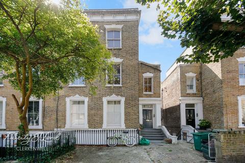 1 bedroom end of terrace house for sale, Englefield Road, London N1
