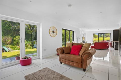 4 bedroom detached house for sale, Crann Cuillin Tigh, Torphichen, EH48
