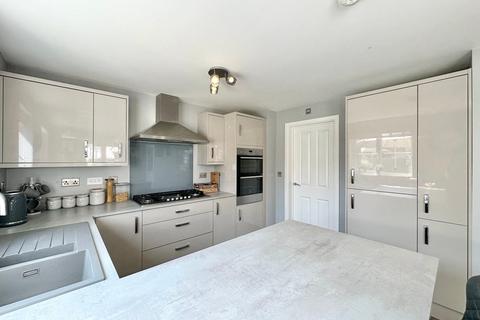 5 bedroom detached house for sale, St Peters Field, Whitestone, Hereford, HR1