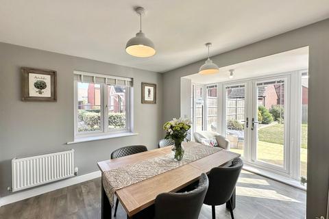 5 bedroom detached house for sale, St Peters Field, Whitestone, Hereford, HR1