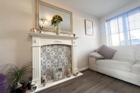 3 bedroom end of terrace house for sale, Redshank Place, Sandbach CW11