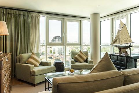 3 bedroom flat for sale, St. George Wharf, London SW8