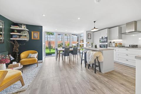4 bedroom detached house for sale, Argus Close, Market Harborough LE16