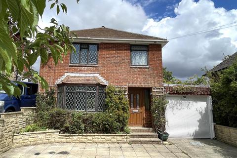 3 bedroom detached house for sale, Thistlebarrow Road, Salisbury SP1
