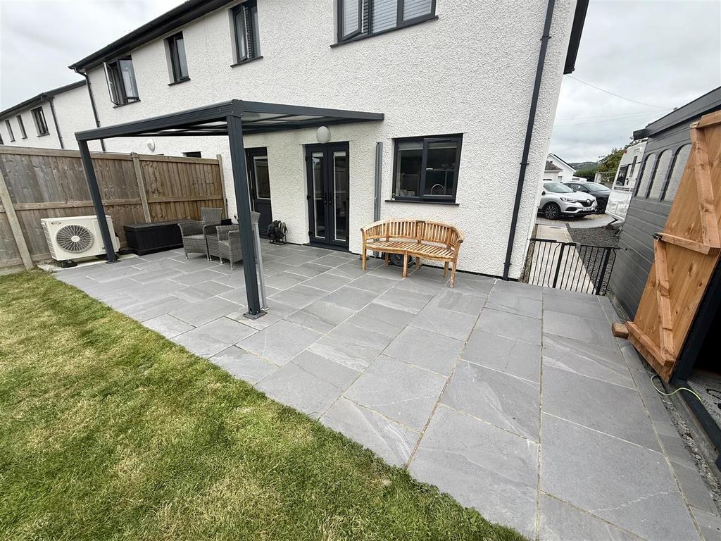 Feature Pergola