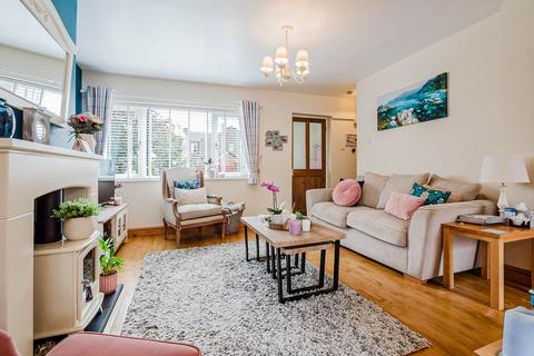 9 Bridle Close, Urmston, Manchester, M41 8TF