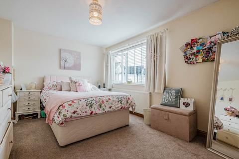 9 Bridle Close, Urmston, Manchester, M41 8TF