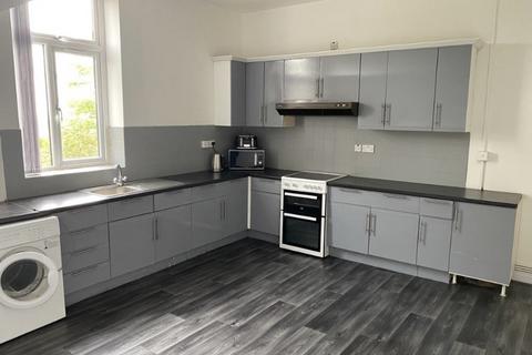 undefined, Room 3, Huddersfield Road, Oldham, Lancashire, OL4