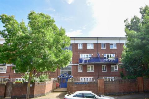 3 bedroom apartment for sale, Derby Court, Overbury Street, London, E5
