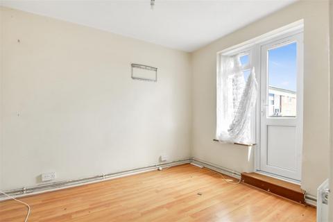 3 bedroom apartment for sale, Derby Court, Overbury Street, London, E5