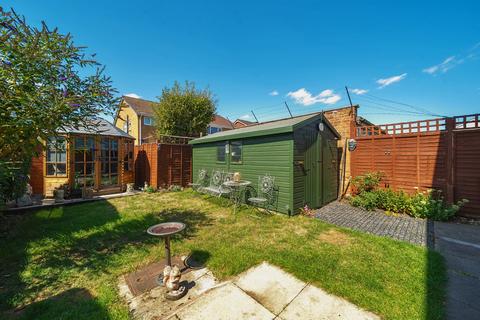4 Bryanstone Close, Cheltenham, GL51 8HN