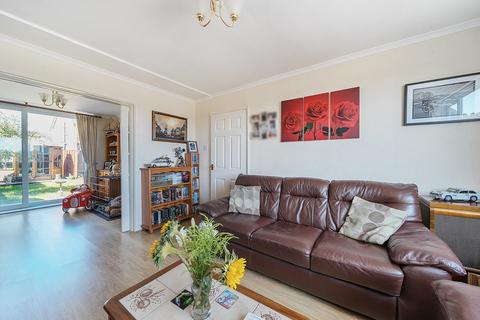 4 Bryanstone Close, Cheltenham, GL51 8HN
