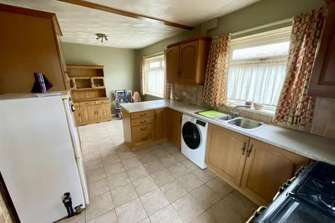 undefined, Ilston, Llanelli