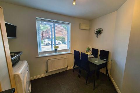 undefined, Pickwick Close, Totton, Southampton, SO40 8QE
