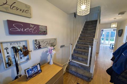 undefined, Pickwick Close, Totton, Southampton, SO40 8QE