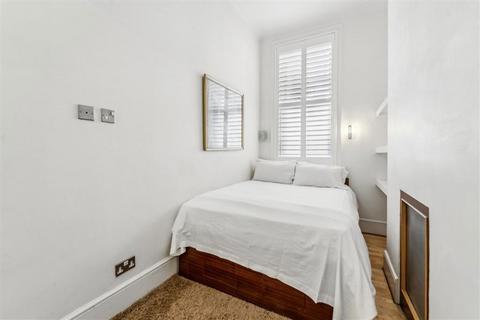 1 bedroom flat for sale, Glyn Mansions, London W14