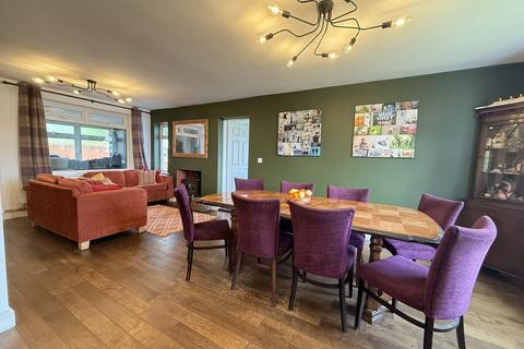 undefined, Cae Ysgawen, Brynteg, Anglesey, LL78