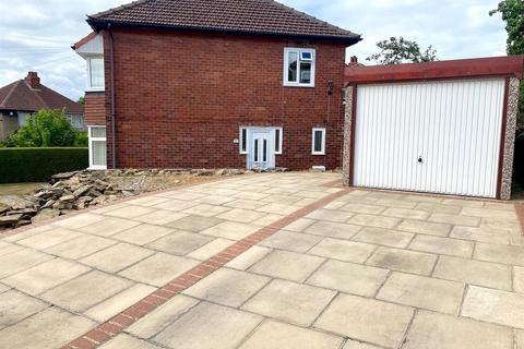 2 bedroom semi-detached house for sale, East Close, Huddersfield