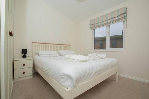 undefined, Burgh St Peter