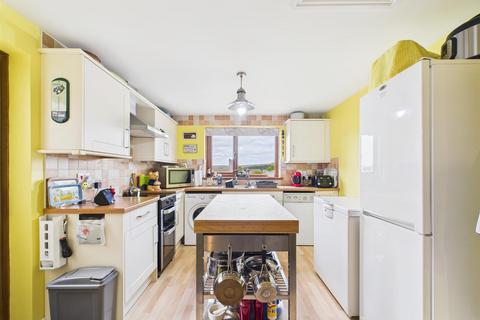 42 Barry Road, Lower Brynamman, Ammanford, SA18 1TU