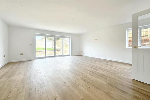 undefined, Steyning Avenue, Peacehaven, BN10 8HN