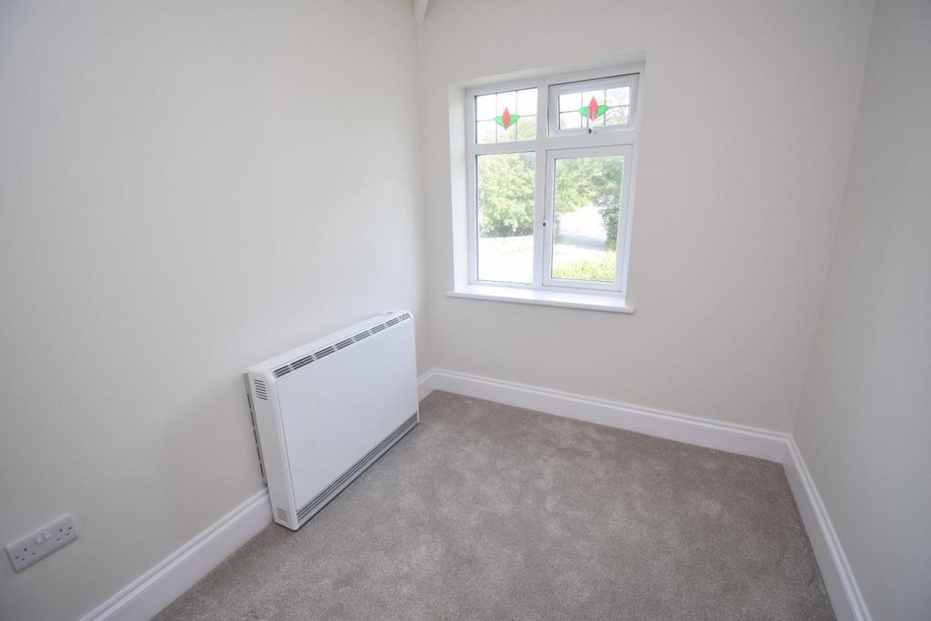 Bedroom 3.JPG