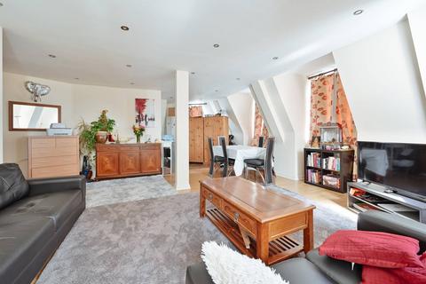 2 bedroom flat for sale, Station Road, Harrow, HA1