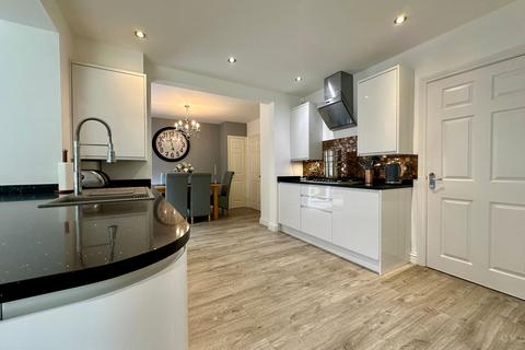 undefined, Thistle Close, Basildon SS15