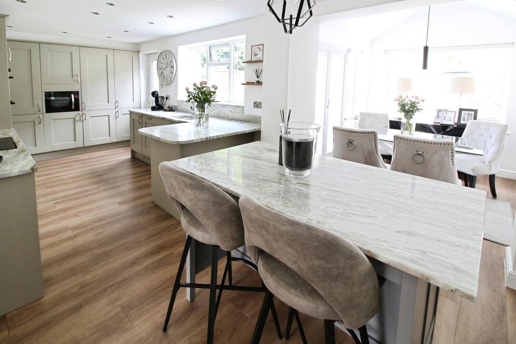 Dining Kitchen