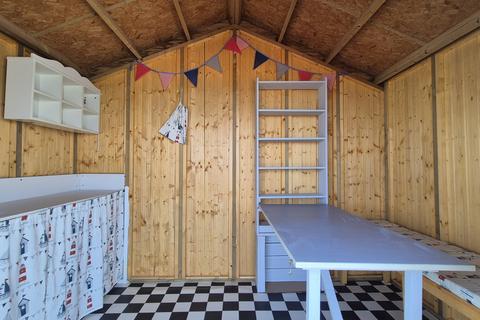 Property for sale, Hut 93, Tankerton East, Whitstable