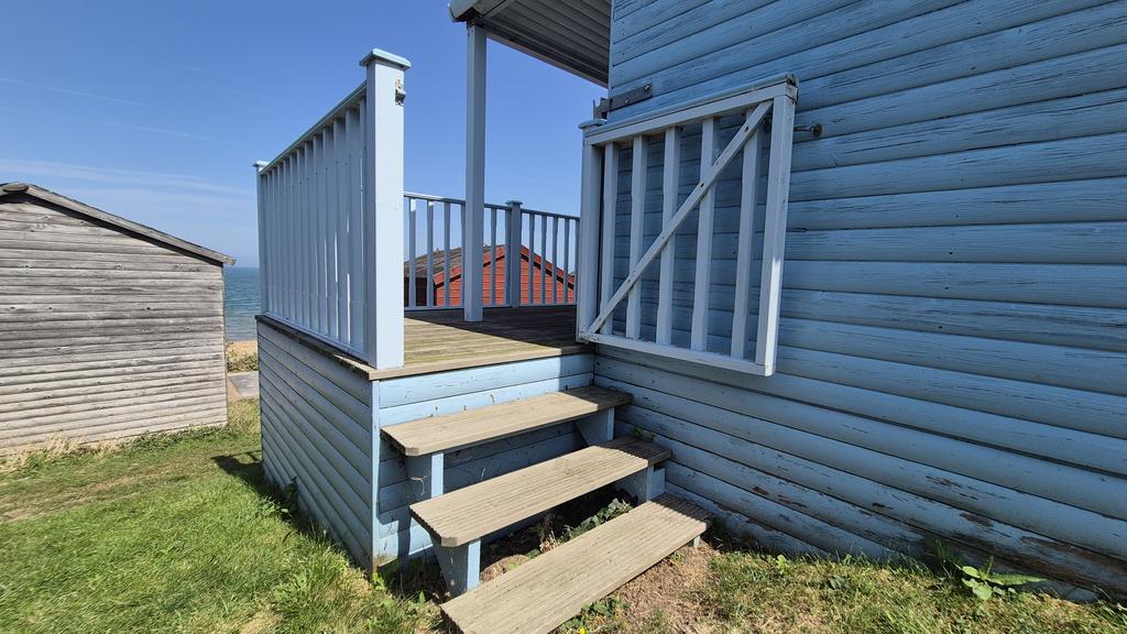 Beach Hut